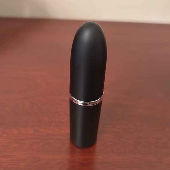 MAC Sweet Deal M·A·Cximal Silky Matte Lipstick - Picture 7 of 11